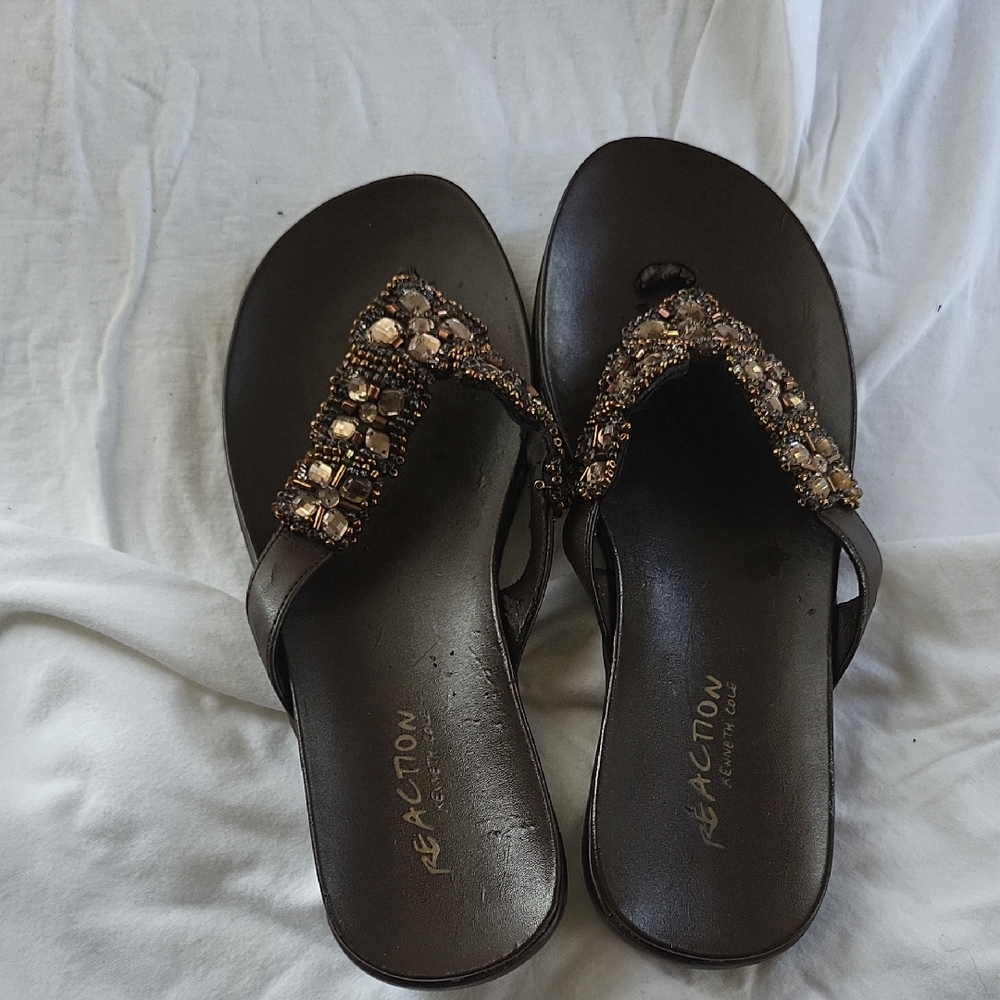 Kenneth Cole Reaction Dark Brown Beaded Sandals
